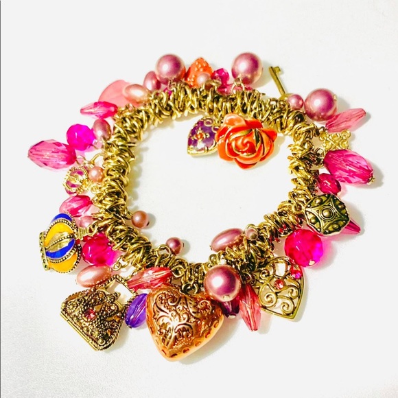 Elastic Purple Charm Bracelet - Picture 6 of 12